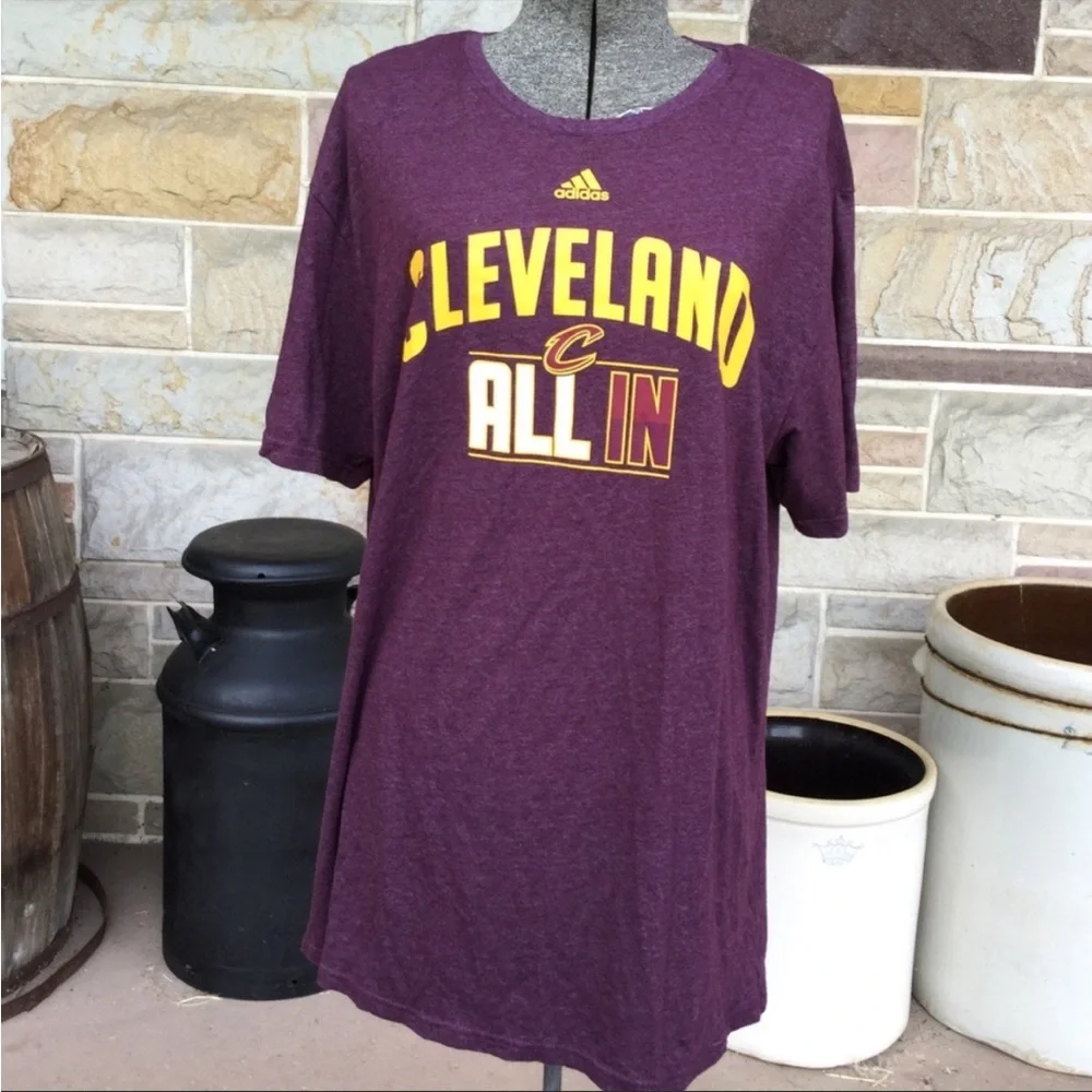 adidas Cleveland Cavaliers Tee Shirt - Picture 1 of 4